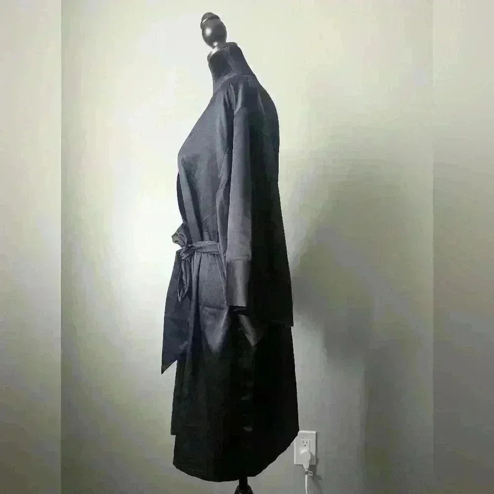 ThirdLove Black Robe - Picture 6 of 10